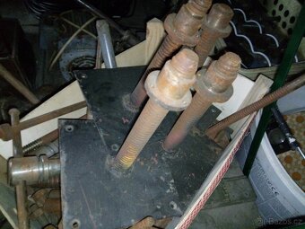 ocelová kotva,hmozdina,trapezovy sroub, - 13