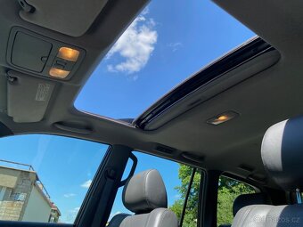 Toyota Land Cruiser Prado 3,0d, 127 kw, 8 MÍST - 13