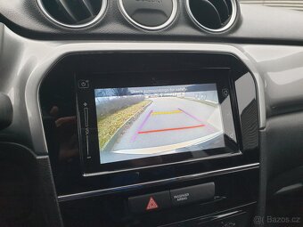 Suzuki Vitara 4x4 1.6i 88KW NAVI KAMERA Servis SUZUKI - 13