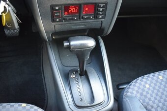 Audi A3 1,6 i AUTOMAT,PO STK - 13