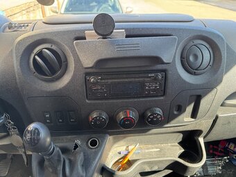 Renault Master 2,3. 9 paletová plachta s Hydraulickým čelem - 13