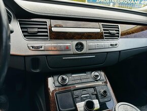 Audi A8 sedan - 13