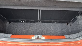 TOYOTA  AYGO 1.0i / KLIMATIZACE - 13