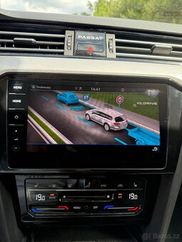 Volkswagen Passat - 13