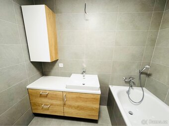 Pronájem bytu 2+kk 70m²,v lokalitě Milana Ticháka Vila Park - 13