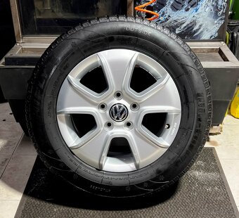 Originál kola VW 5x120 R16, pneu 215/65 R16 98H DOT2618 - 13