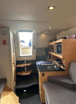 BAYLINER CIERA 8 + vlek - 13