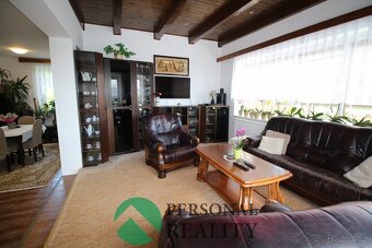 Prodej rodinného domu, 225 m2 - Sazená, ev.č. 02421 - 13