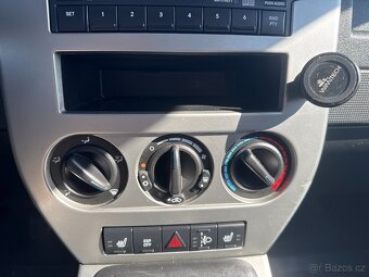 Jeep Compass 2.0 CRDi 4x4 103kW LIMITED - 13