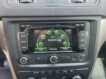 Škoda Yeti  2.0 TDI Elegance 4x4 DSG Navi - 13