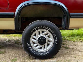 Dodge Dakota 4x4 / V8 5.2l Magnum / Automat / Klima - 13