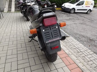 Suzuki GS 500 - 13