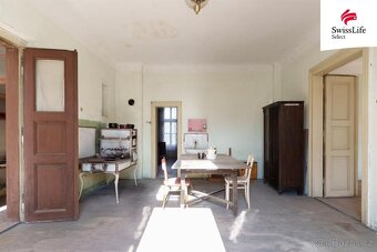 Prodej rodinného domu 620 m2, Klobuky - 13