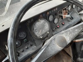 Nákladní automobil Tatra 815 - dávkovač sypkých směsí - 13