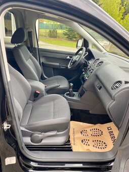 VOLKSWAGEN CADDY MAXI 2.0 TDI CR 103KW 6 RÝCHLOSTNÝ - 13