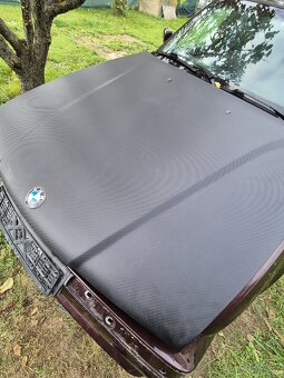 Dily z auta  sedan e34 bmw - 13