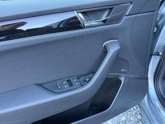 ŠKODA SUPERB L&K 4x4 2.0TDI 147KW WEBASTO TAŽNÉ m2022 - 13