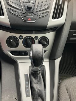Ford Focus - 13