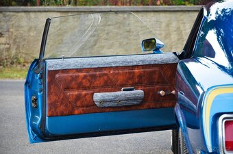 Ford Mustang Fastback z roku 1970 - 13