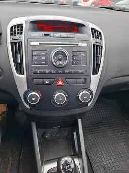 Kia Ceed 1.6 crdi 66 kw - 13