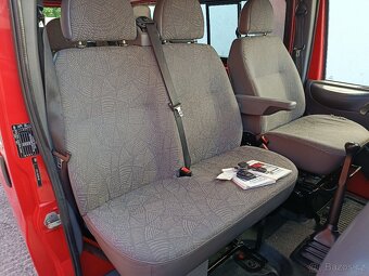 Ford Transit 2.0 TDCI 92 Kw 9 Mist Bez Koroze  Slušní Stav - 13