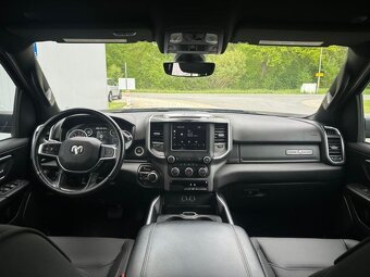 Dodge RAM 3.6 E-TORQUE Big Horn LPG (č. 1085) - 13