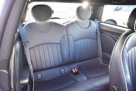 MINI COOPER S R56,PO ROZVODECH,KŮŽE,NAVI,VÝH.SEDAČEK,TOP - 13