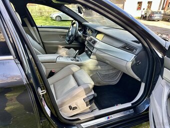 BMW 530d xD, F11 M-Paket Pano HUD TAŽNÉ DPH 230tkm 149tis.Kč - 13