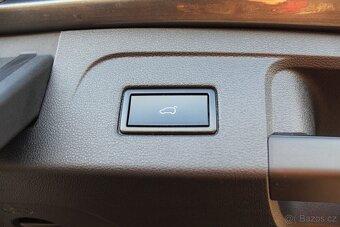 Volkswagen Touran Highline 1.4 TSI 110Kw 7 míst 125000km 1.M - 13