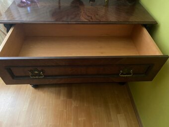 Sada nábytku TRIANT a hodiny - 13