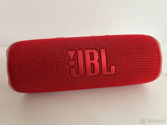 JBL Flip 6 červený (jako nový) - 13