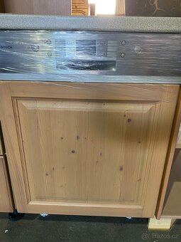 Kuchyňská linka z Německa se spotřebiči - 13