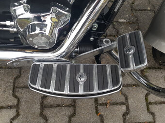 Harley-Davidson Fat Boy FLSTF - 13