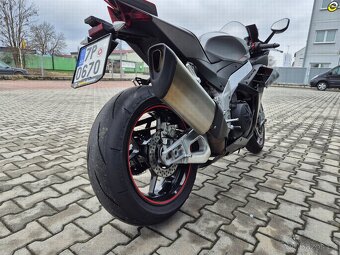 Aprilia RSV4 RR - 13