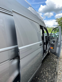 Volkswagen Transporter T5, Obytná dodávka - 13