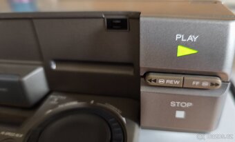 Videorekordér HI8 SONY ev-c2000e, příslušenství,čti popis - 13