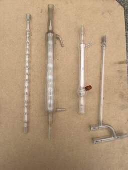 Laboratorní sklo - 13