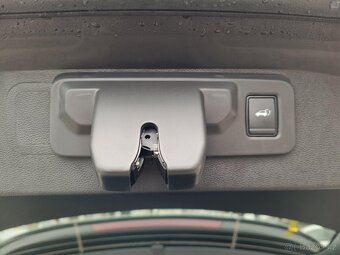 Renault Austral techno full hybrid E-Tech 200 MY25 - 13