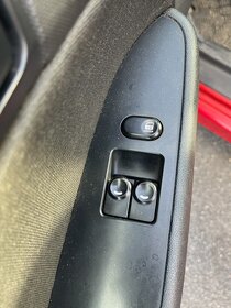 Hyundai i30 / 1,4 80kw, DPH - 13