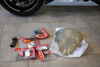 Suzuki GSX-R 600 20th ANNIVERSARY - krásný stav - 13
