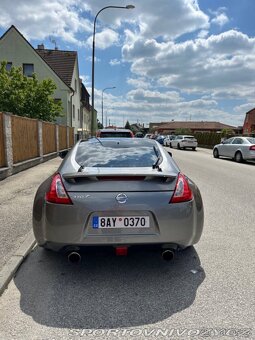 Nissan 370z - 13