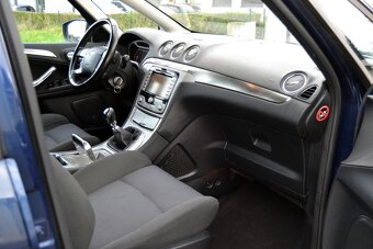 Ford S-Max 2.0 TDCI 103kW Titanium ABSOLUTNĚ BEZ KOROZE - 13