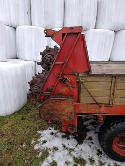 Rozmetadlo hnoje Krone - 13