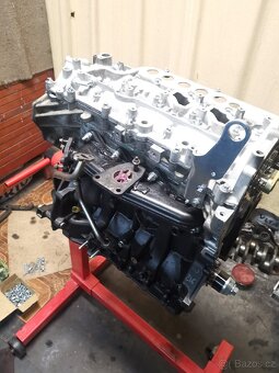 Opel vivaro, 2,0dci, 84kw, 9 míst - 13