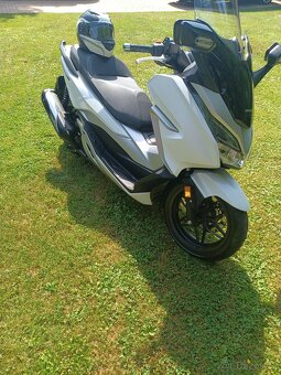 Honda Forza 300 - 13