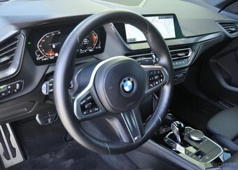 BMW Řada 2 218d M-SPORT HUD 1M ČR - 13