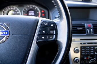 Elegantní SUV Volvo XC60 - 13