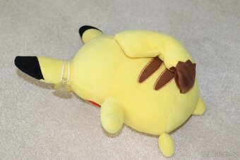 500 puzzle a Hráčova příručka Pokémon, Pikachu - 13