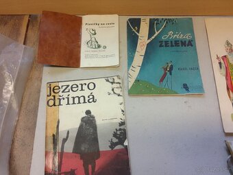 Ubrousky, etikety,obálky a jiné. - 13