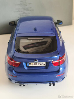 bmw x6m 1:18 - 13